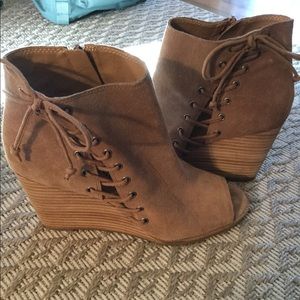 Brand new Lucky Brand heeled boots